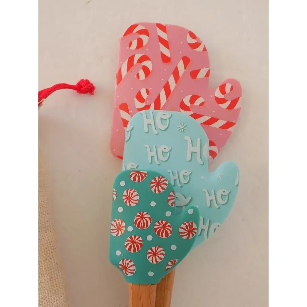 CWC Christmas 3 Piece Spatula Set Mitten Cook With Color NEW with tags